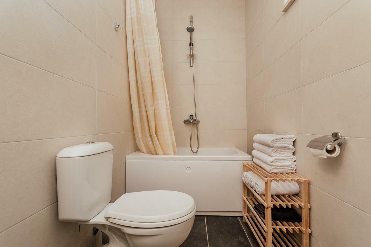 Acacia Hill A3 Apartment Ðenovići Bagian luar foto