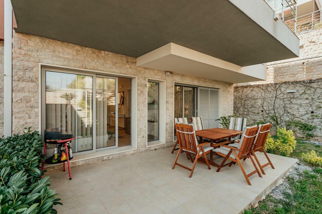 Acacia Hill A3 Apartment Ðenovići Bagian luar foto