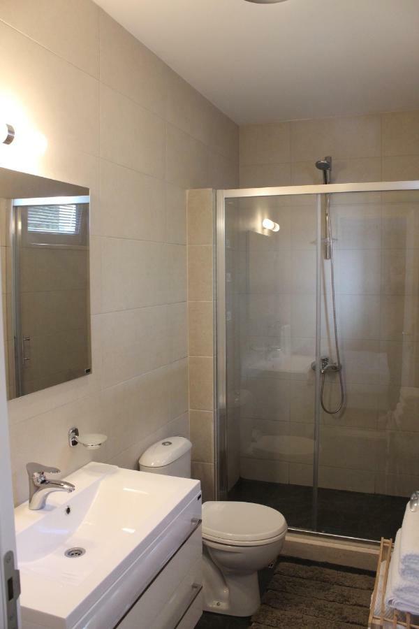 Acacia Hill A3 Apartment Ðenovići Bagian luar foto