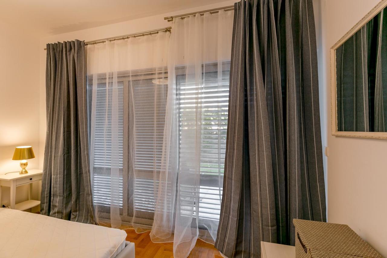 Acacia Hill A3 Apartment Ðenovići Bagian luar foto